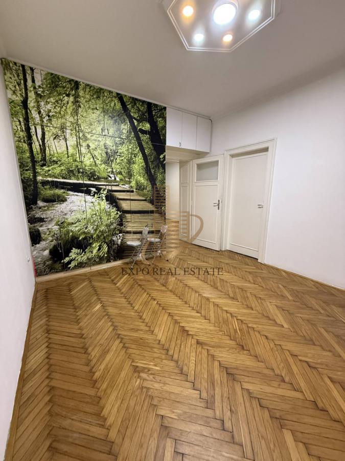 Izdavanje 3,0 stan za poslovnu delatnost 60m2