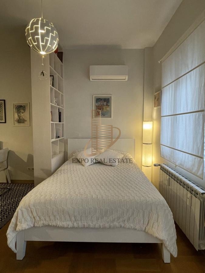 Izdavanje 0,5 stan od 35m2 Dorćol