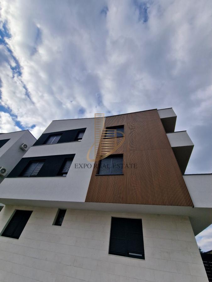 Izdavanje 160m2 poslovni prostor