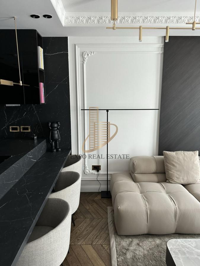 Prodaja 3,0 stan od 66m2 Palata Cvijićeva