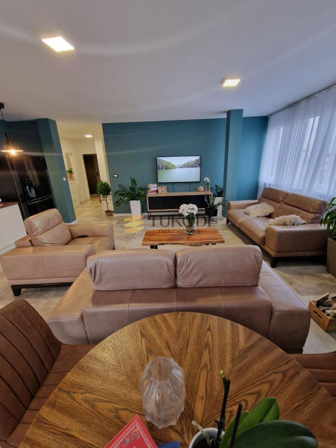 Za prodaju 4,0 stan od 145m2 - Telep