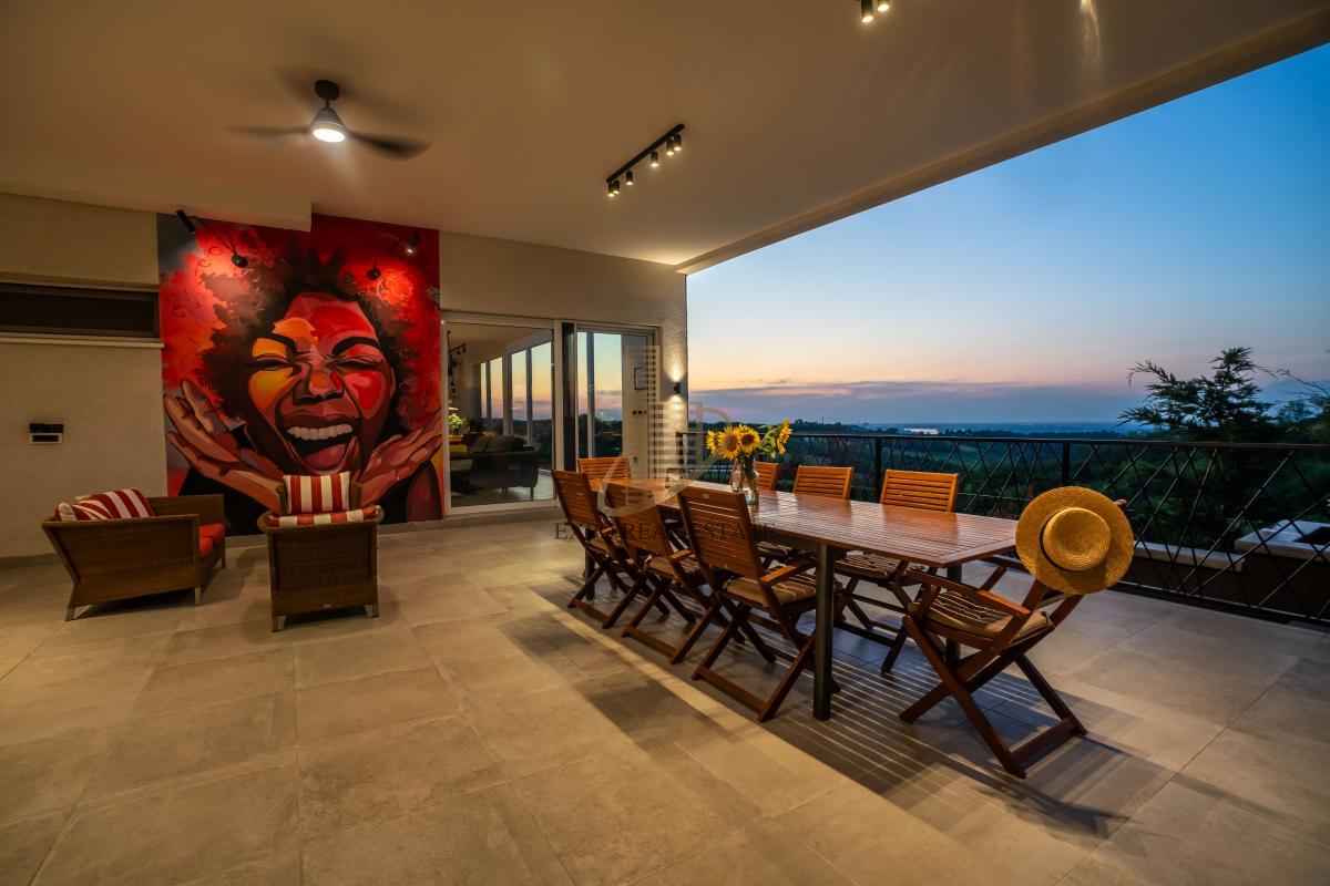 Izdavanje 4,0 kuća sa bazenom Sremski Karlovci