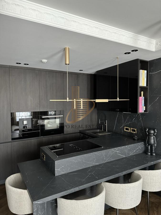 Prodaja 3,0 stan od 66m2 Palata Cvijićeva