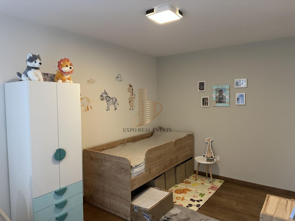 Prodaja 4,0 stan od 115m2 Južni Bulevar