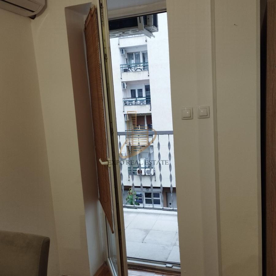 Izdavanje,garsonjera od 30m2 Bul.Oslobodjenja