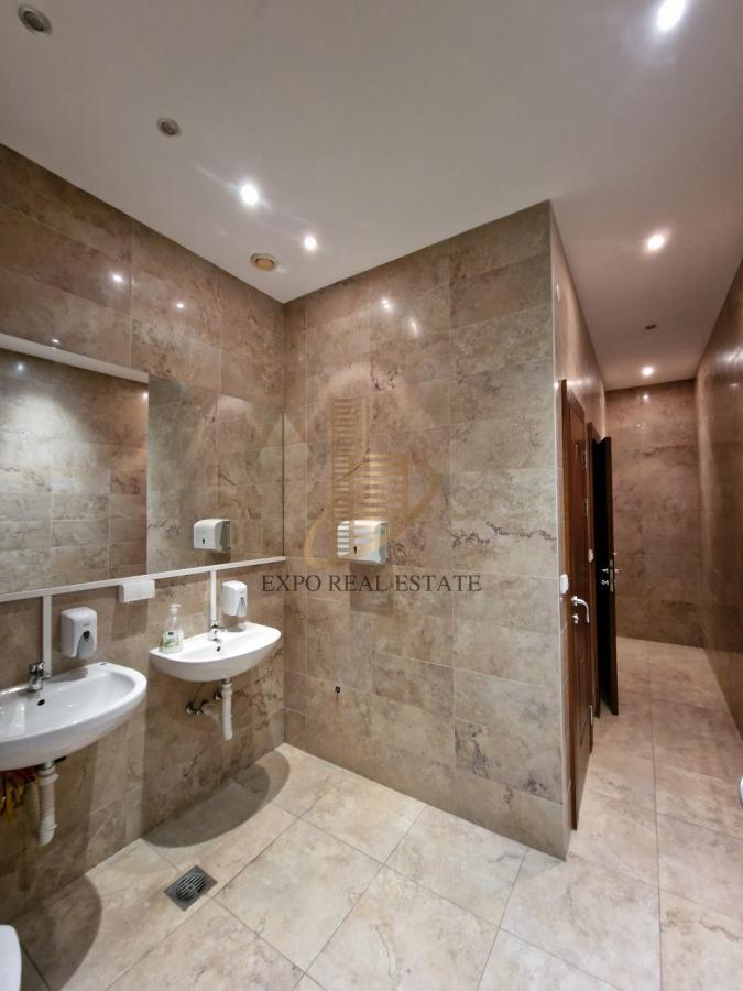 Poslovni prostor od 690m2