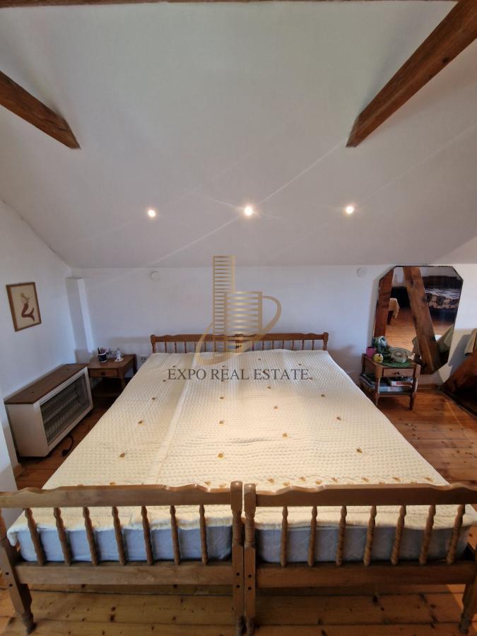 Kuća 290m2 na 10a placa - Ralja -Sopot-Popović