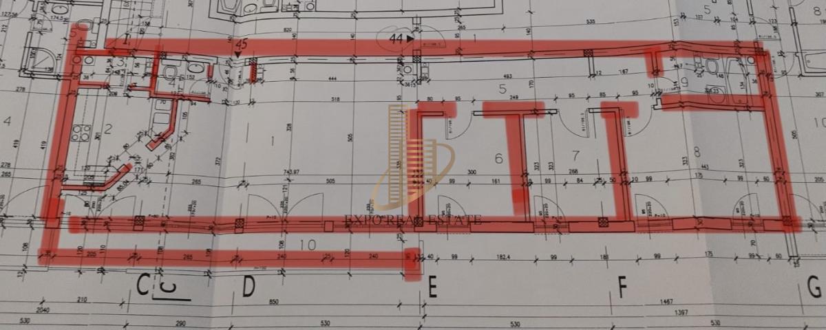 Prodaja 4,0 stan od 112m2 Maksima Gorkog
