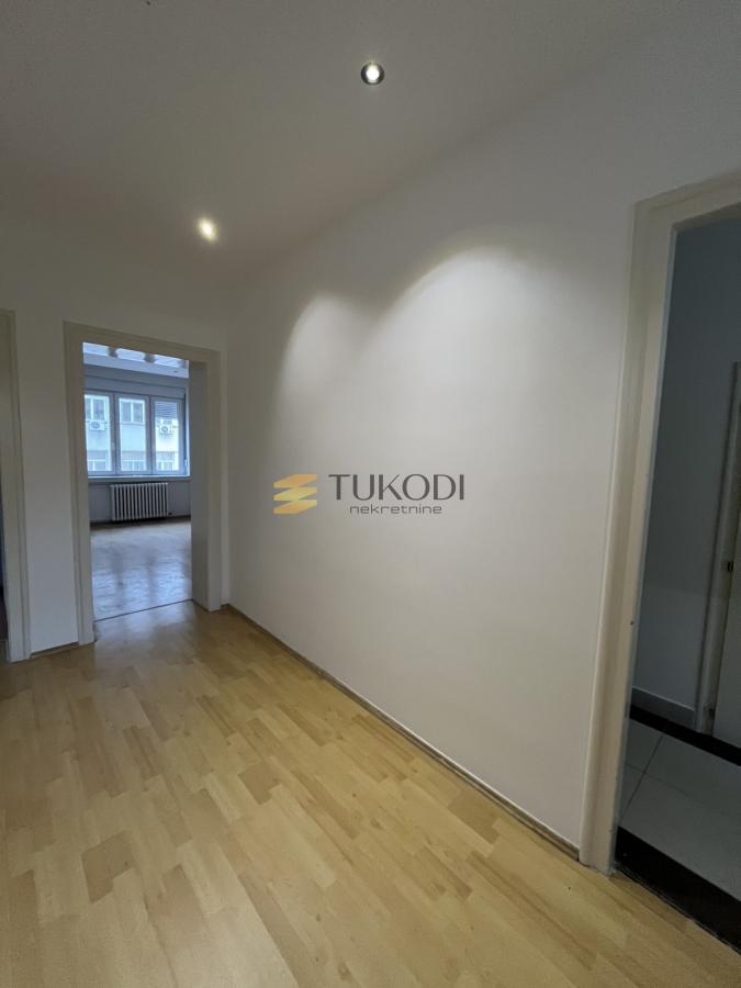 Prodaja 3,5 stan od 112m2 Vojvode Putnika