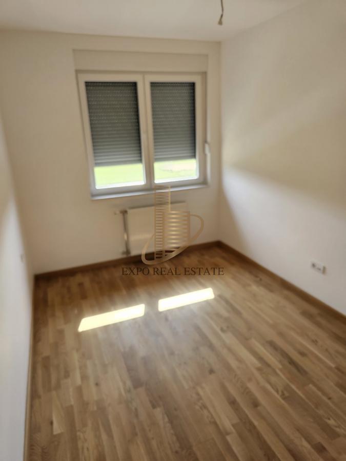 Garden Hill, 4,0 stan od 76m2 Sremska Kamenica