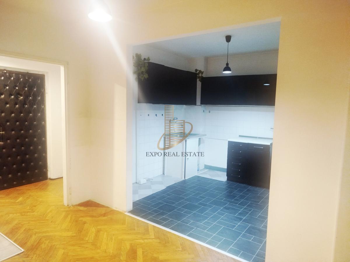 Izdavanje 2,0 stan od 47m2 Strahinjića Bana