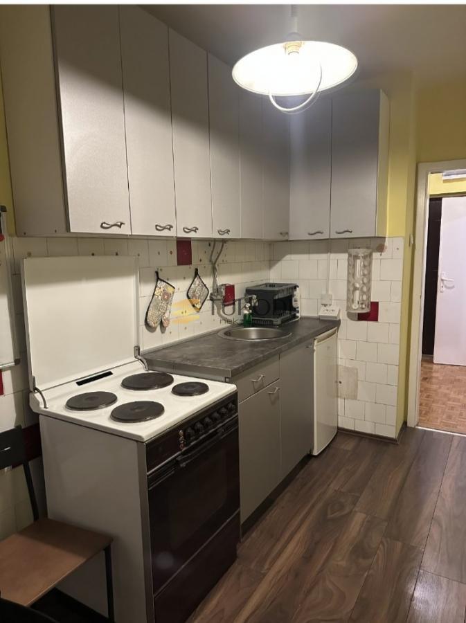 Izdaje se 1.5 stan u 21.bloku