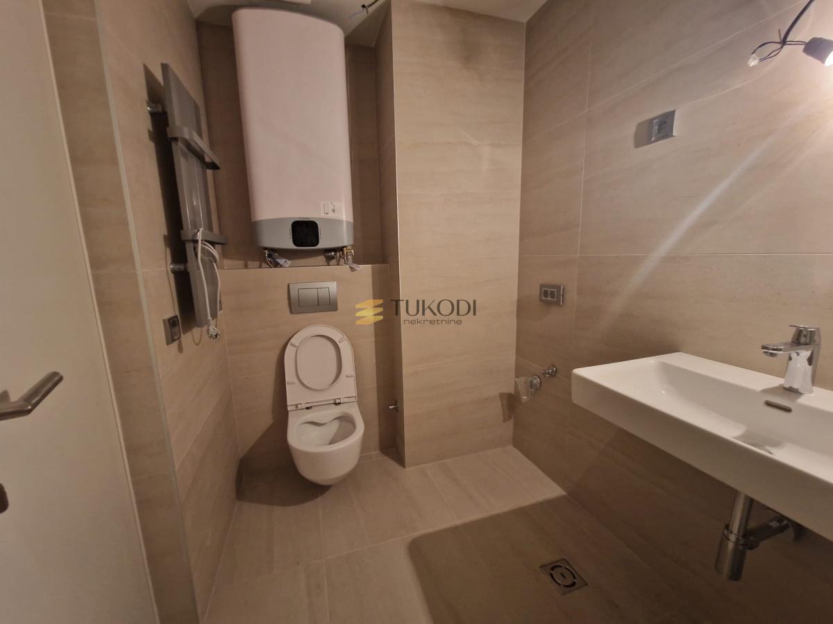 Dvosoban stan u Airport gardenu- useljiv u januaru 2026.godine