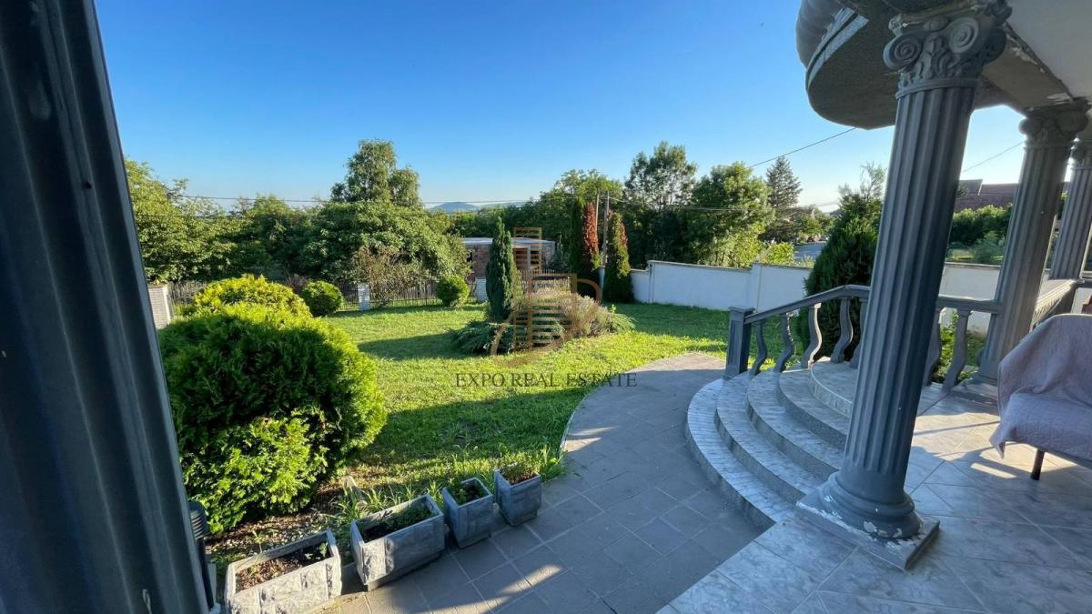 Prodaja,kuća na Kosmaju 355m2