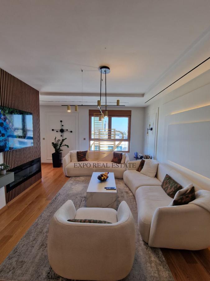 Wellport – Luksuzan 5-soban stan 164 m²