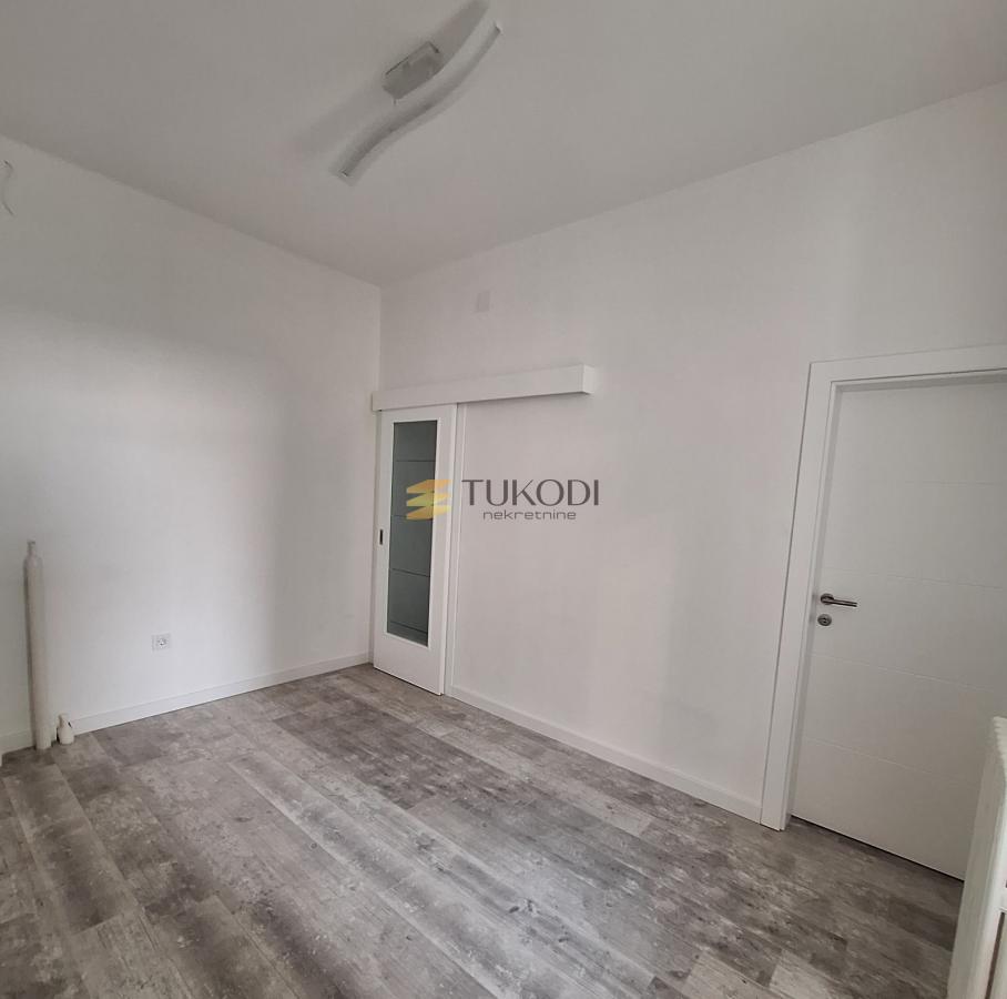 Radnička, 105m2 ,kancelarije 4,0