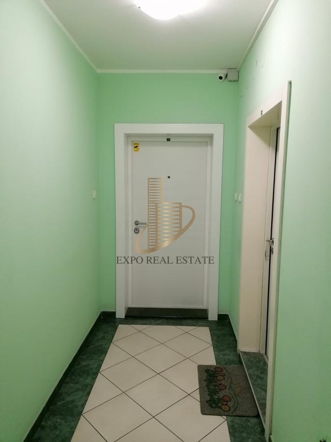 Za izdavanje 3.0 stan za poslovnu namenu -