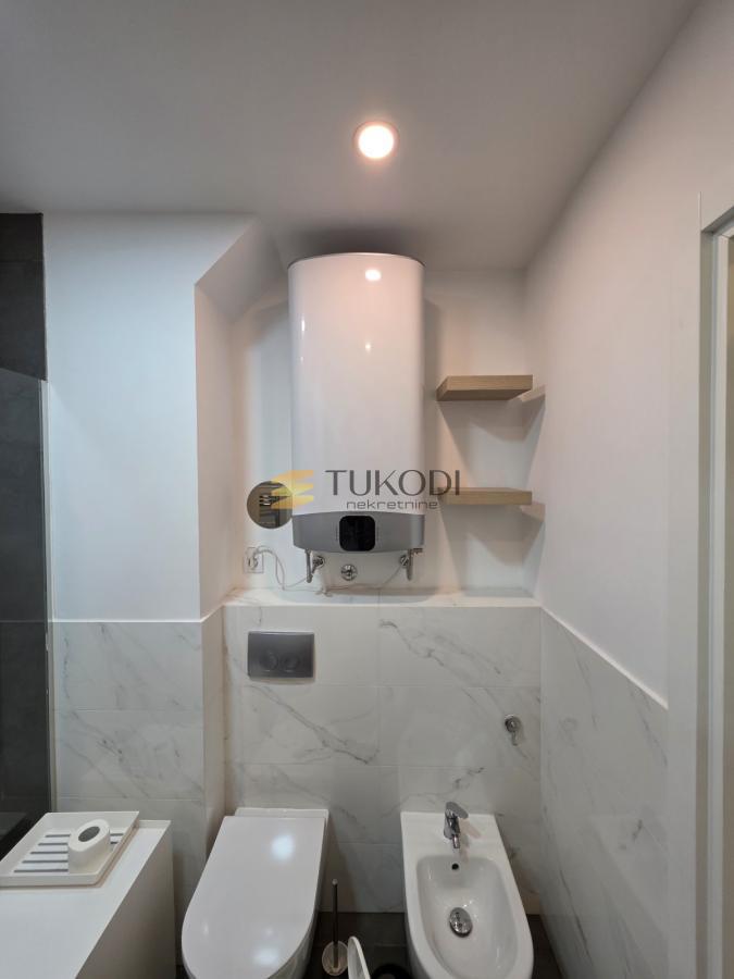 Izdavanje 3,0 stan od 80m2 Blok 22