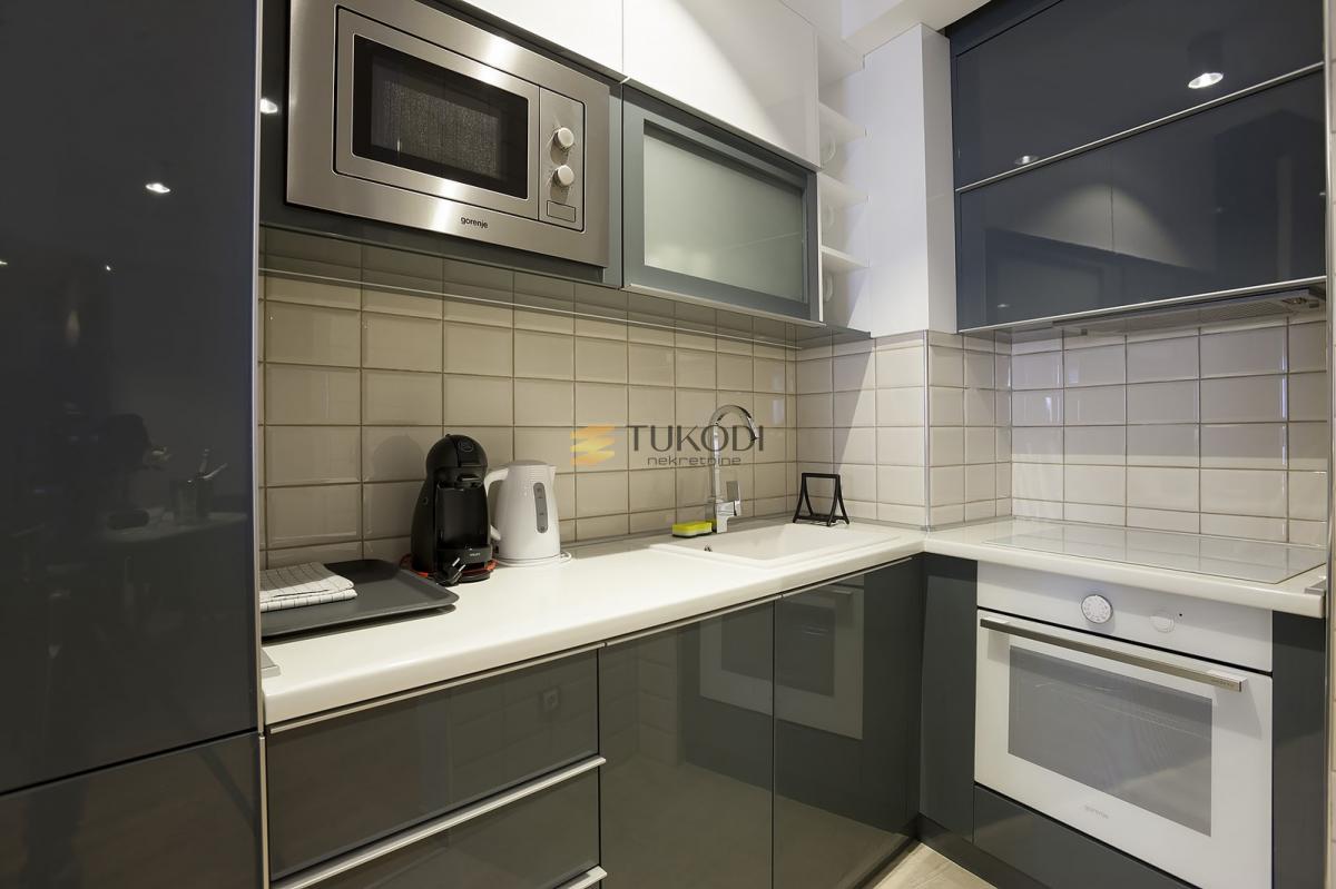 3,0 stana od 75m2 kod Hrama