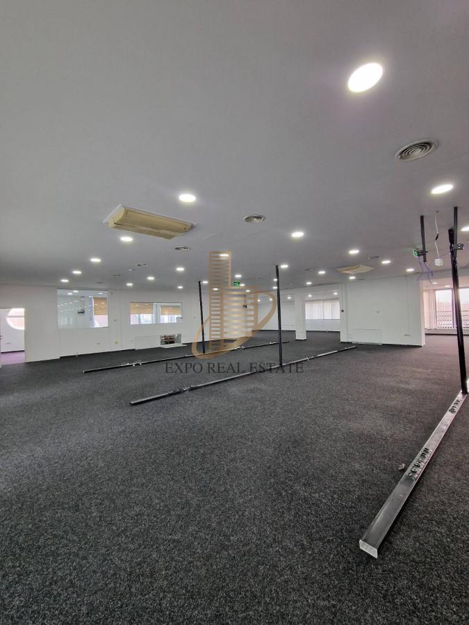 Poslovni prostor 1150m2 Novo Naselje