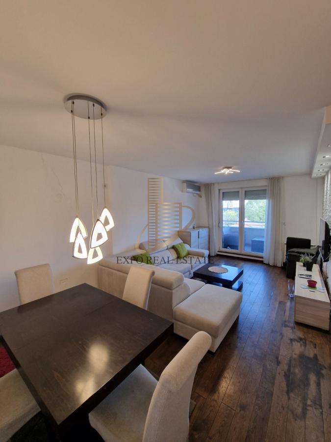 Prodaja 3,0 stan od 86m2 Laguna