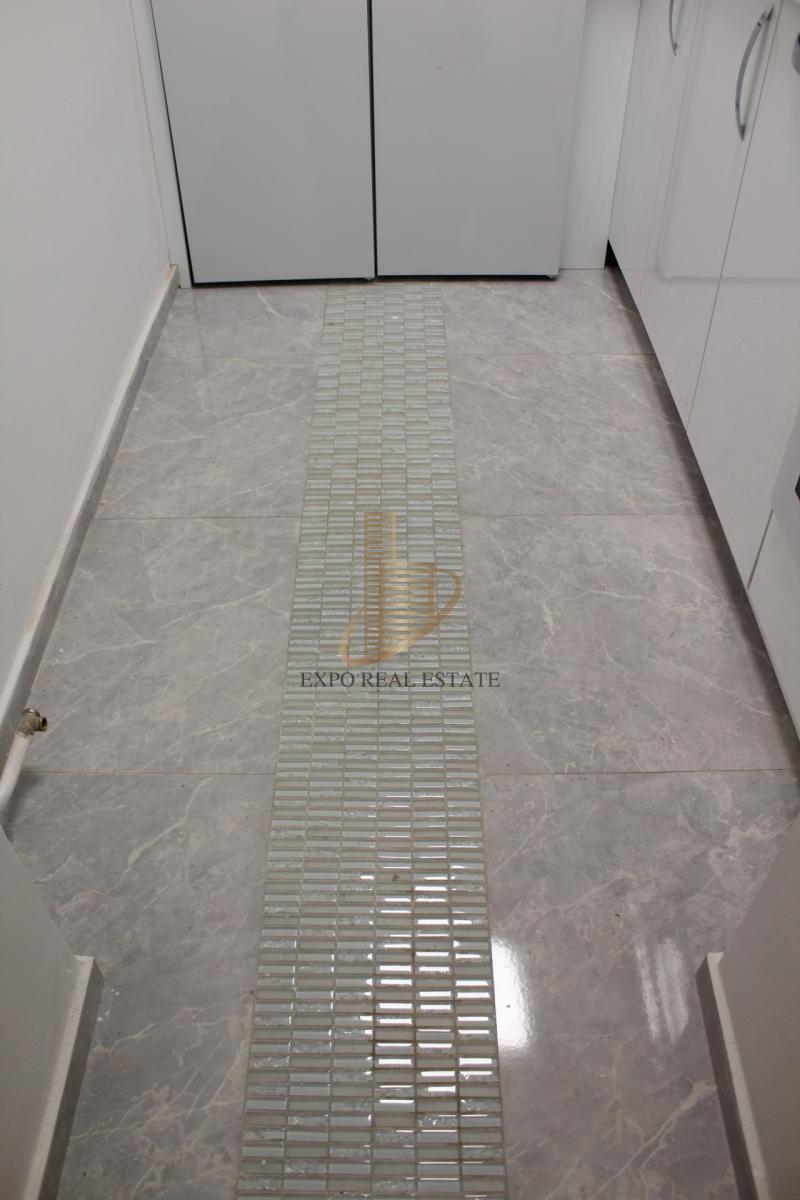 Prodaja 4,0 stan od 100m2,Miše Dimitrijevića