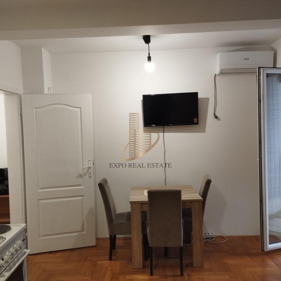 Izdavanje,garsonjera od 30m2 Bul.Oslobodjenja