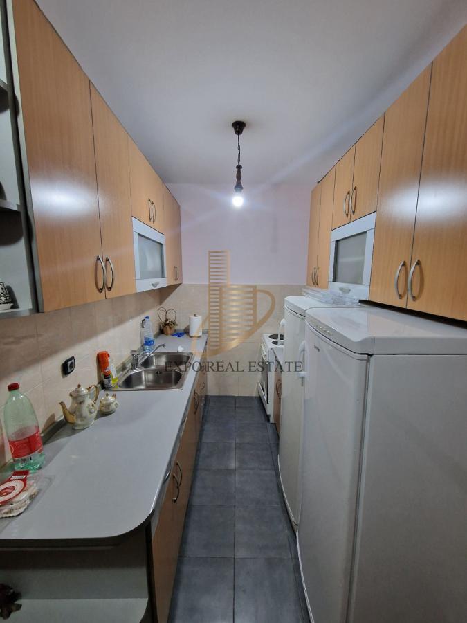 Izdavanje 2,0 stan od 51m2 Gandijeva