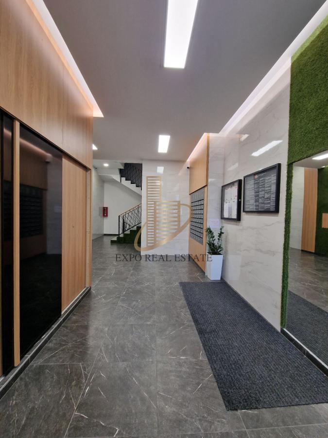 Izdavanje 4,0 stan od 90m2 za poslovnu delatnost