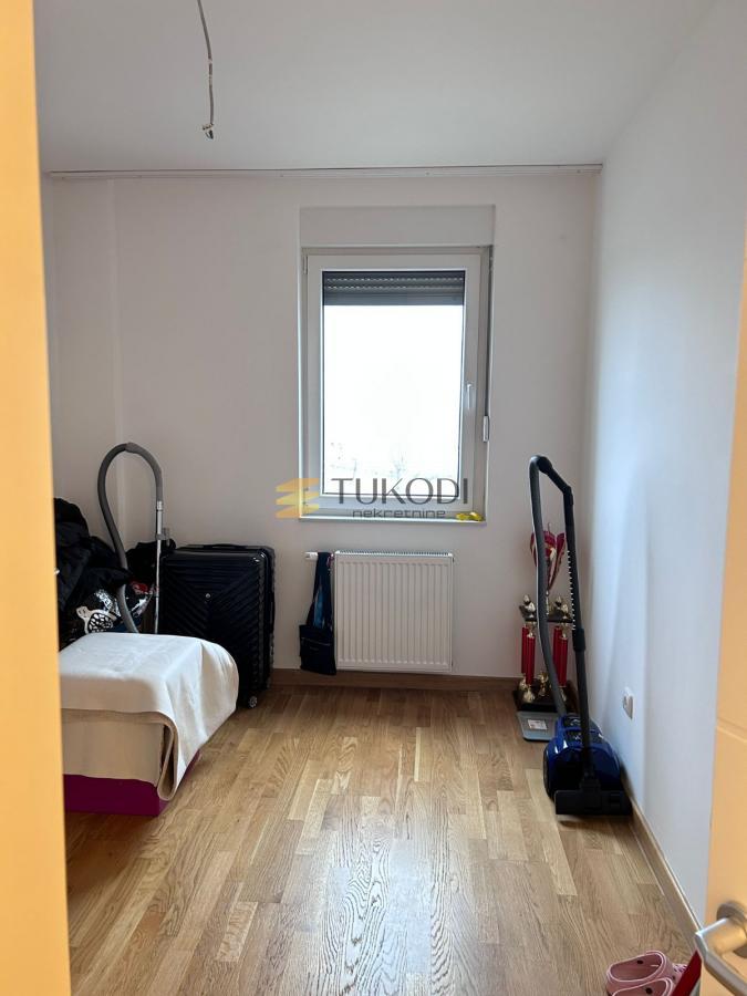 3,0 stan od 58m2 namešeten