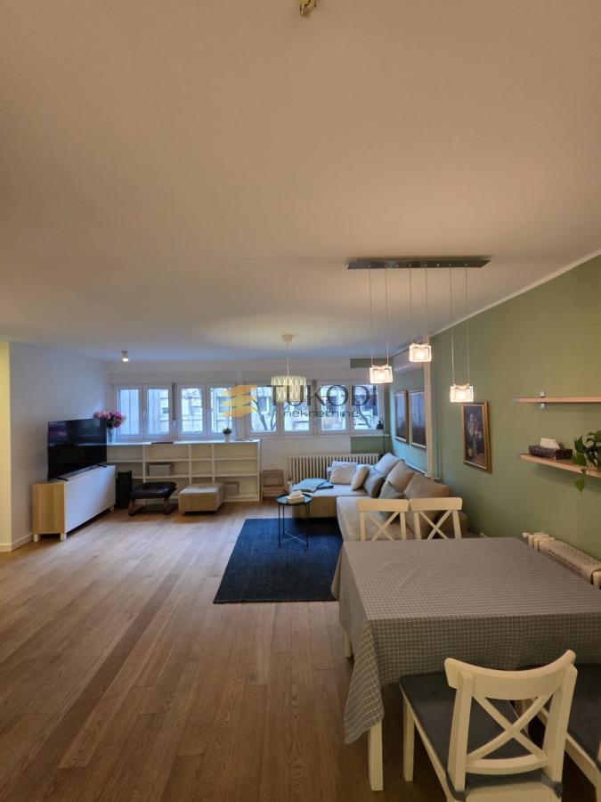 Izdavanje 3,0 stan od 80m2 Blok 22