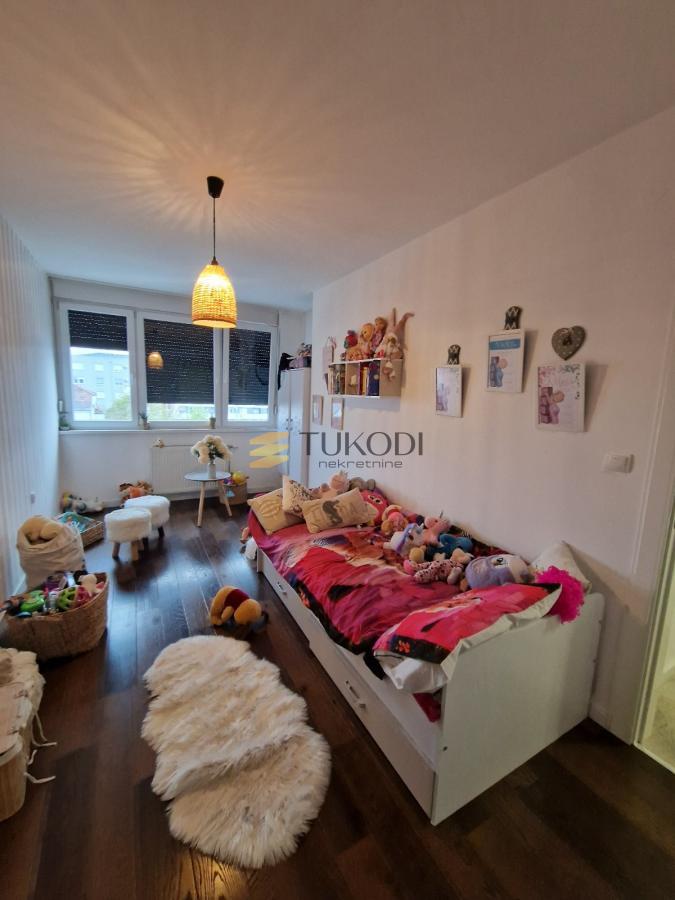 Za prodaju 4,0 stan od 145m2 - Telep