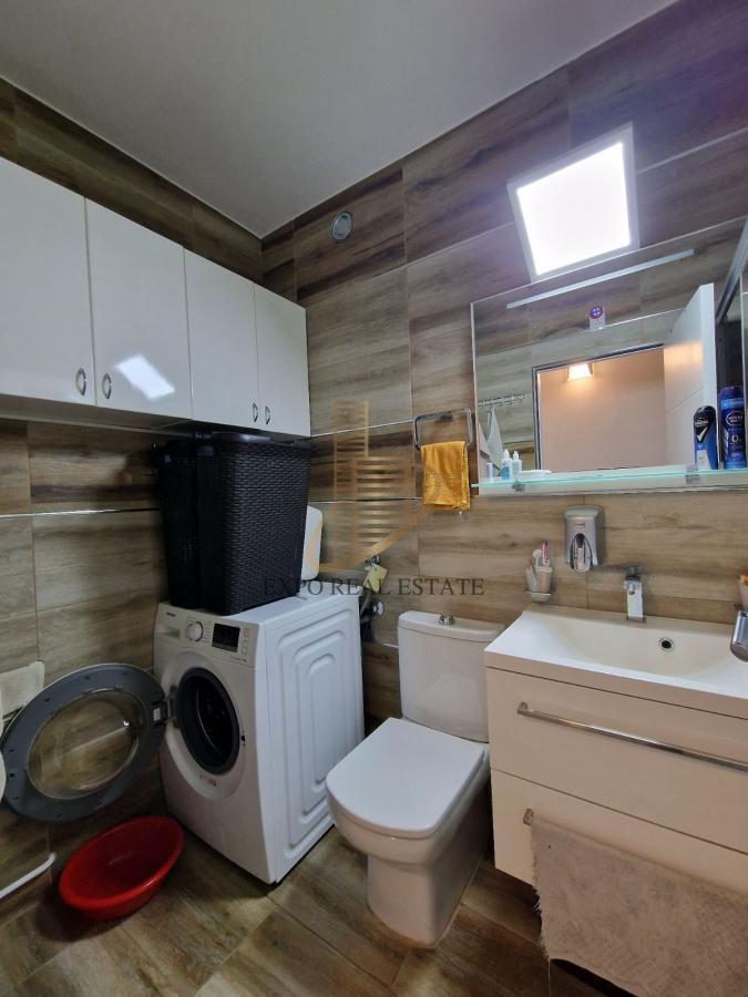 Izdavanje 3,0 stan od 66m2 Blok 62