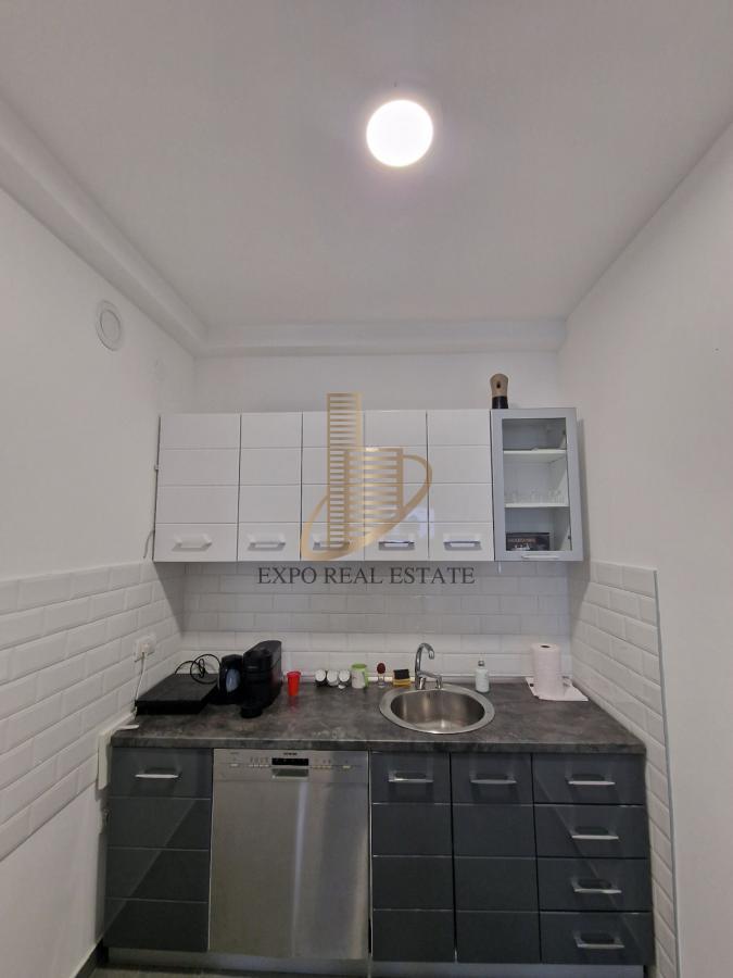 Izdavanje 4,0 stan od 90m2 za poslovnu delatnost