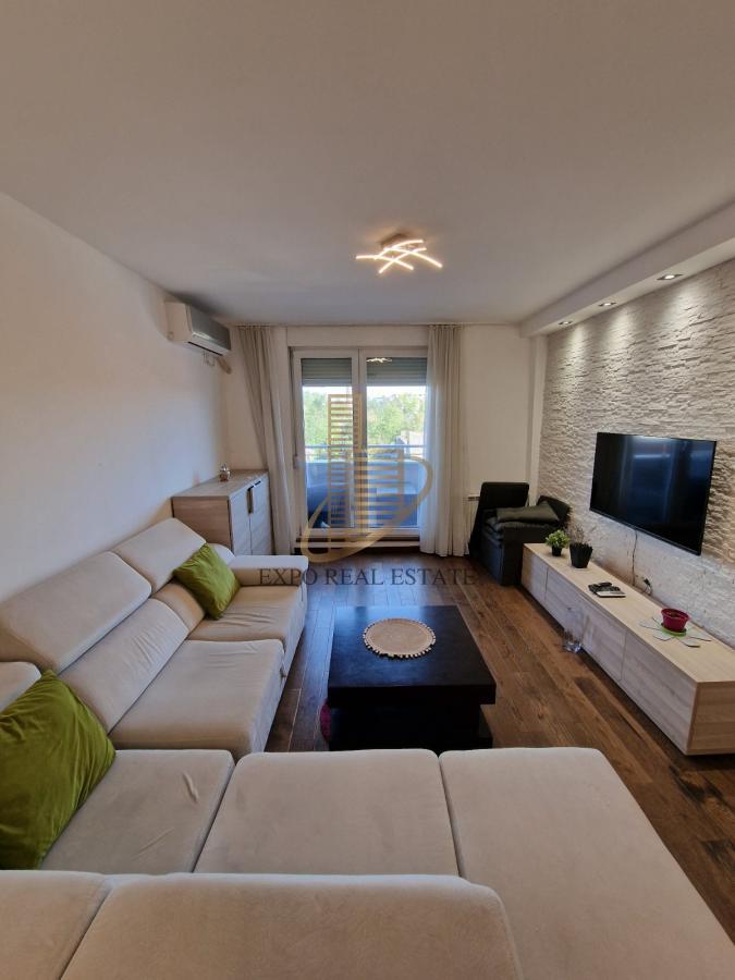 Prodaja 3,0 stan od 86m2 Laguna