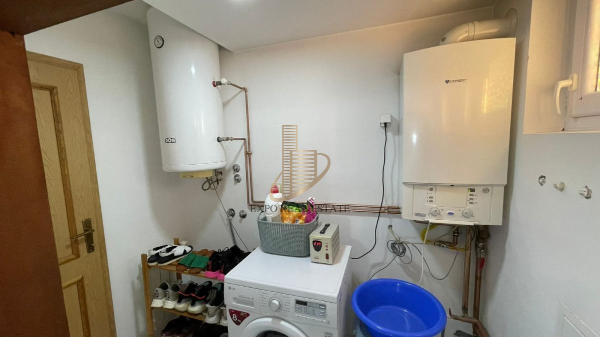 Prodaja,kuća na Kosmaju 355m2