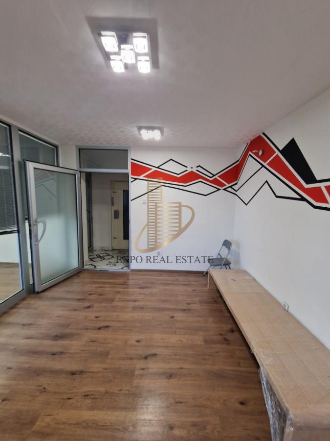 Prodaja poslovni prostor 3150 m2 Poenkareova