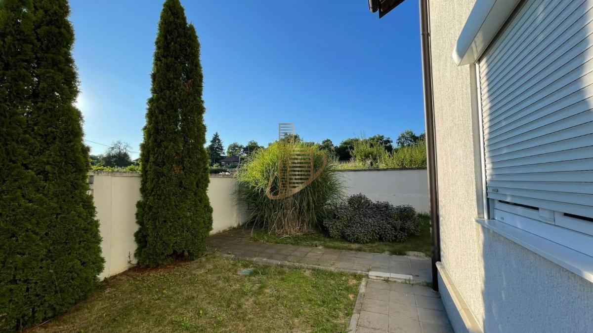 Prodaja,kuća na Kosmaju 355m2