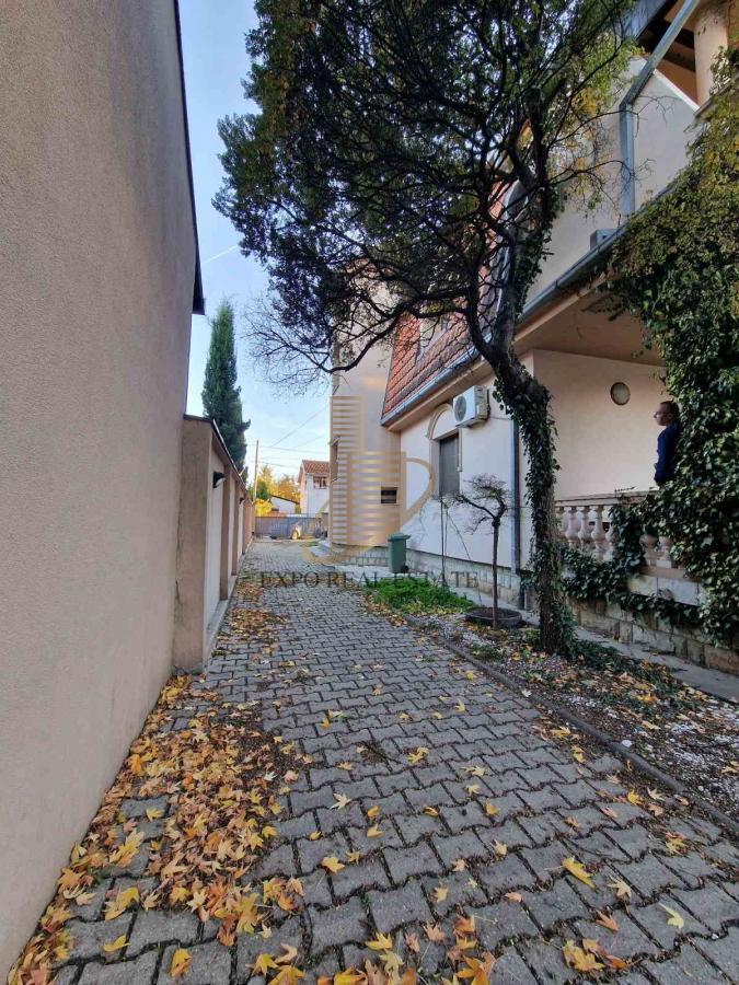 Izdavanje kuće od 450 m2 za poslovnu delatnost