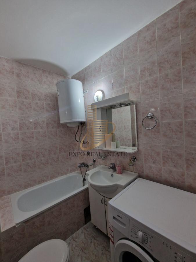 Izdavanje 2,0 stan od 51m2 Gandijeva