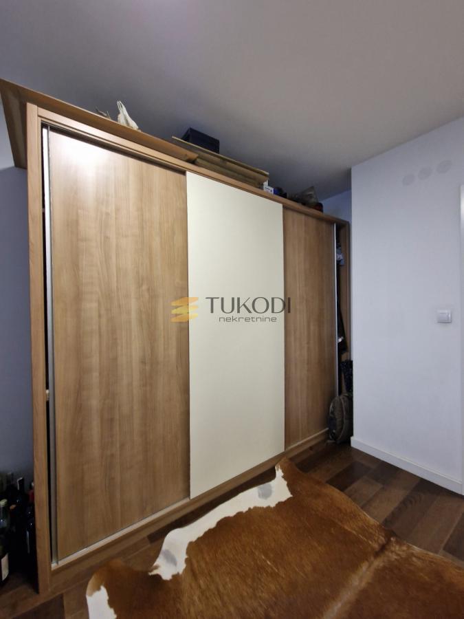 Za prodaju 4,0 stan od 145m2 - Telep