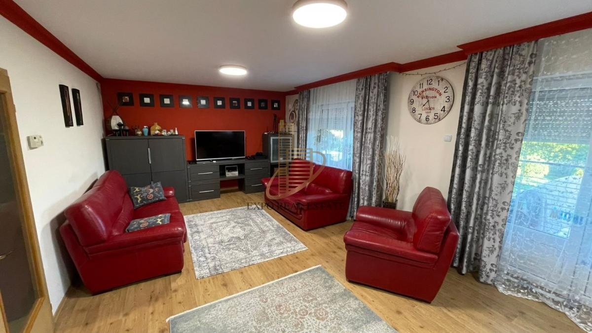 Prodaja,kuća na Kosmaju 355m2