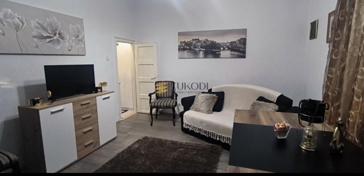 Renoviran stan na Vračaru