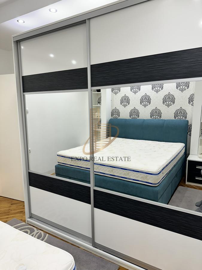 Izdavanje 2,0 stan od 53m2 Vojvode Mišića