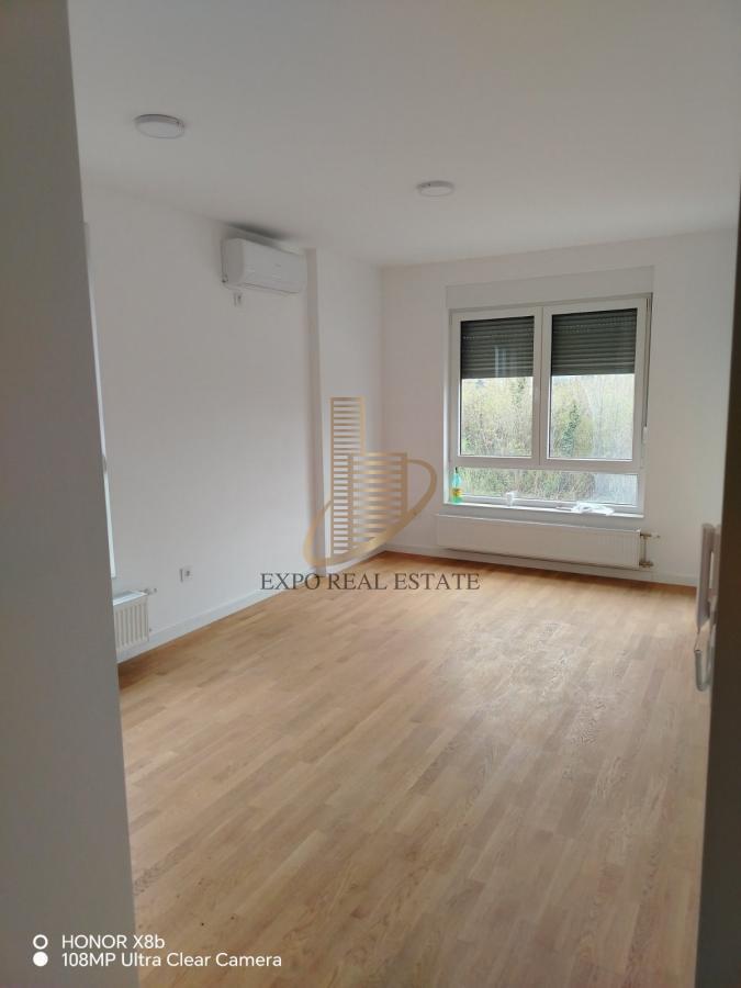 Knežev Park 1,5 stan od 44m2