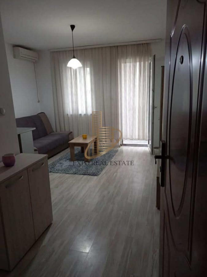 Izdavanje,garsonjera Miše Dimitrijevića 26m2