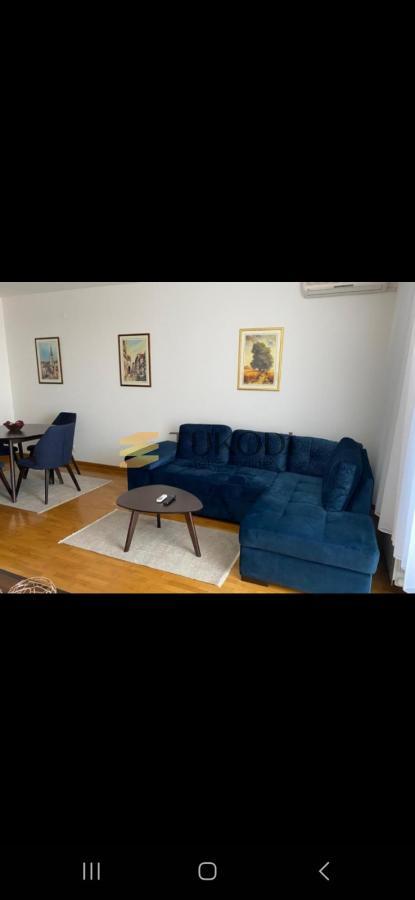 Odličan jednoiposoban stan u Belvillu sa parking mestom