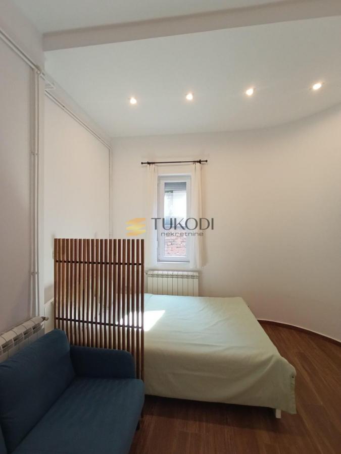 Šarmantan stan u Skadarliji