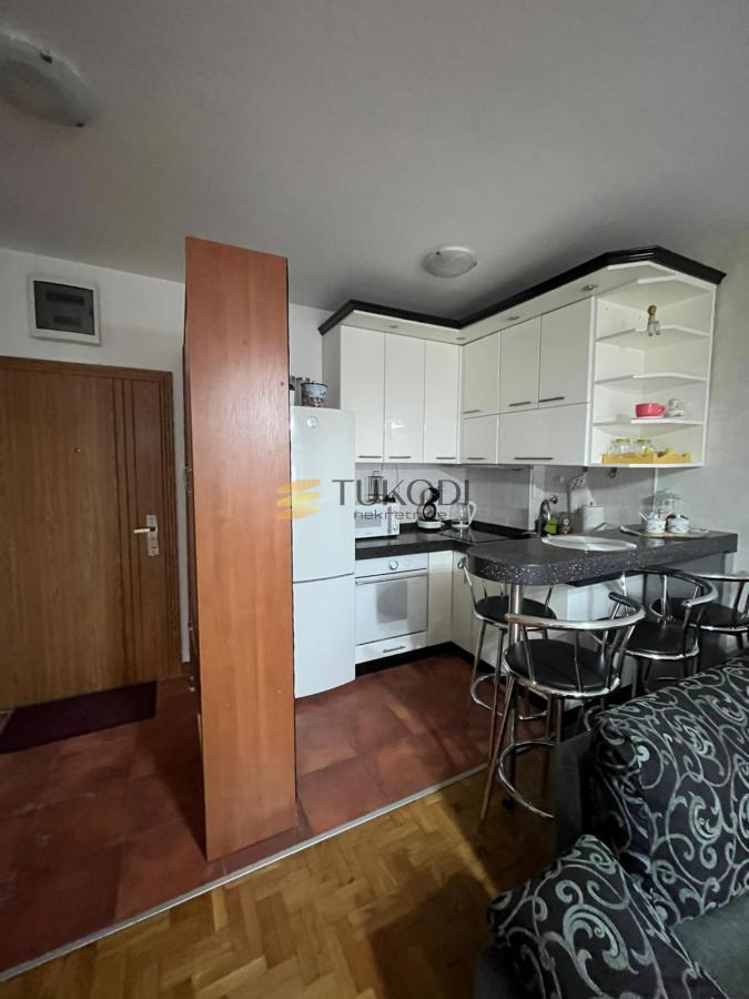 1,5 stan od 40m2 Bul.Evrope 17