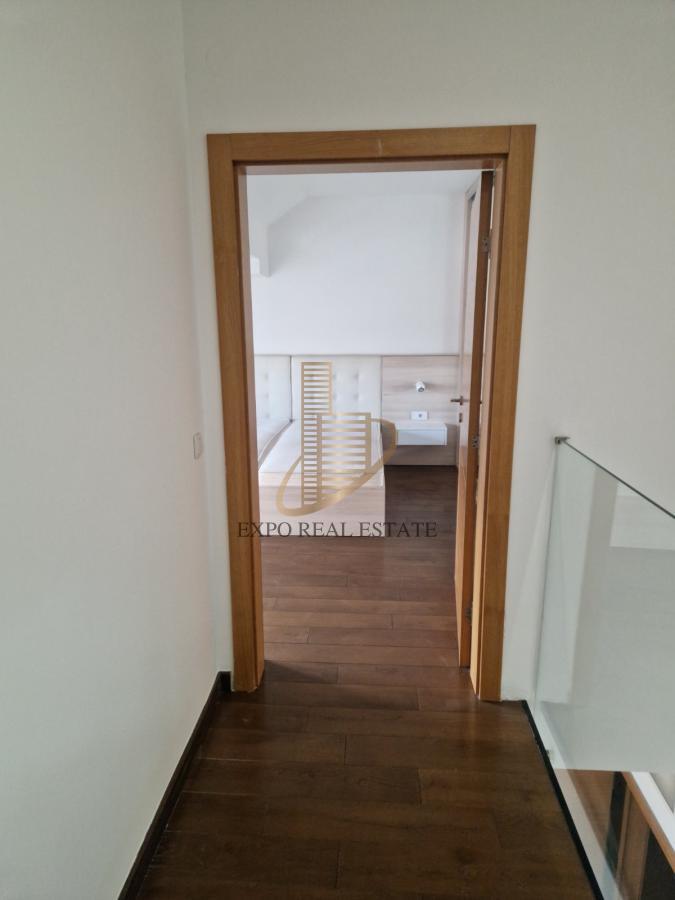 Izdavanje 3,0 stan od 80m2 sa garažnim mestom